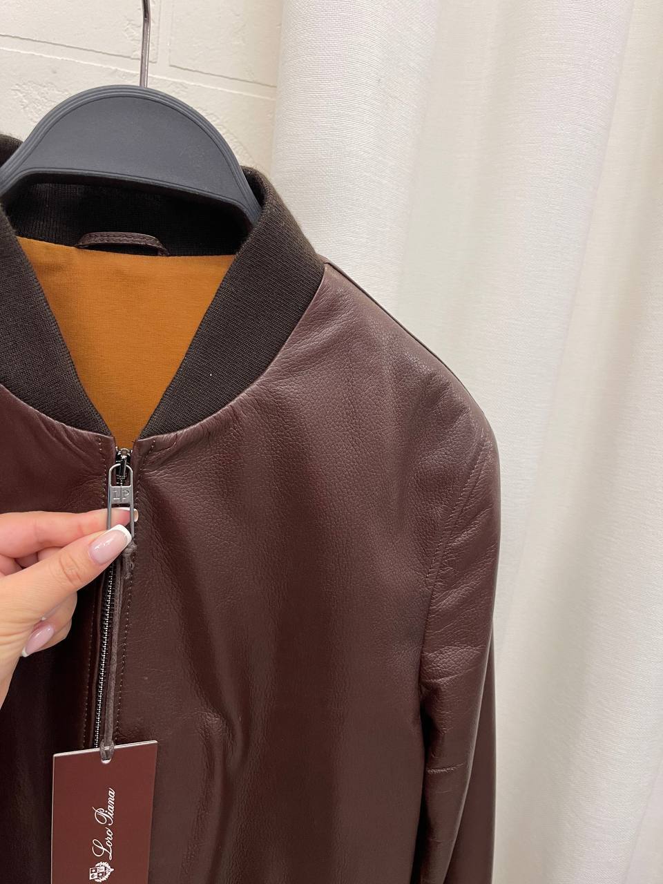 Куртка из кожи Loro Piana BP-45783 Куртка из кожи Loro Piana BP-45783