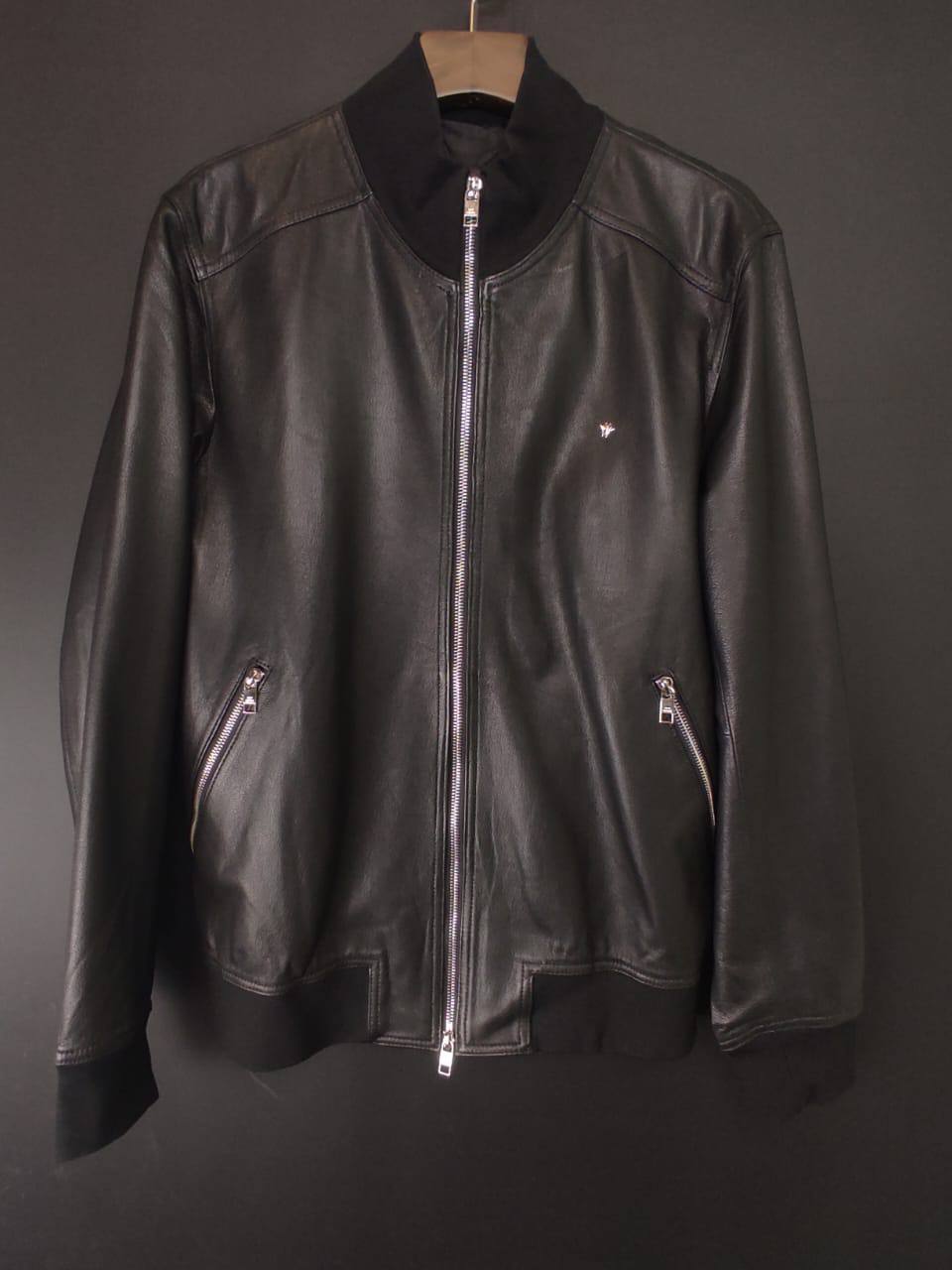 Кожаная куртка для стильного образа Christian Dior BP-38749 Кожаная куртка для стильного образа Christian Dior BP-38749