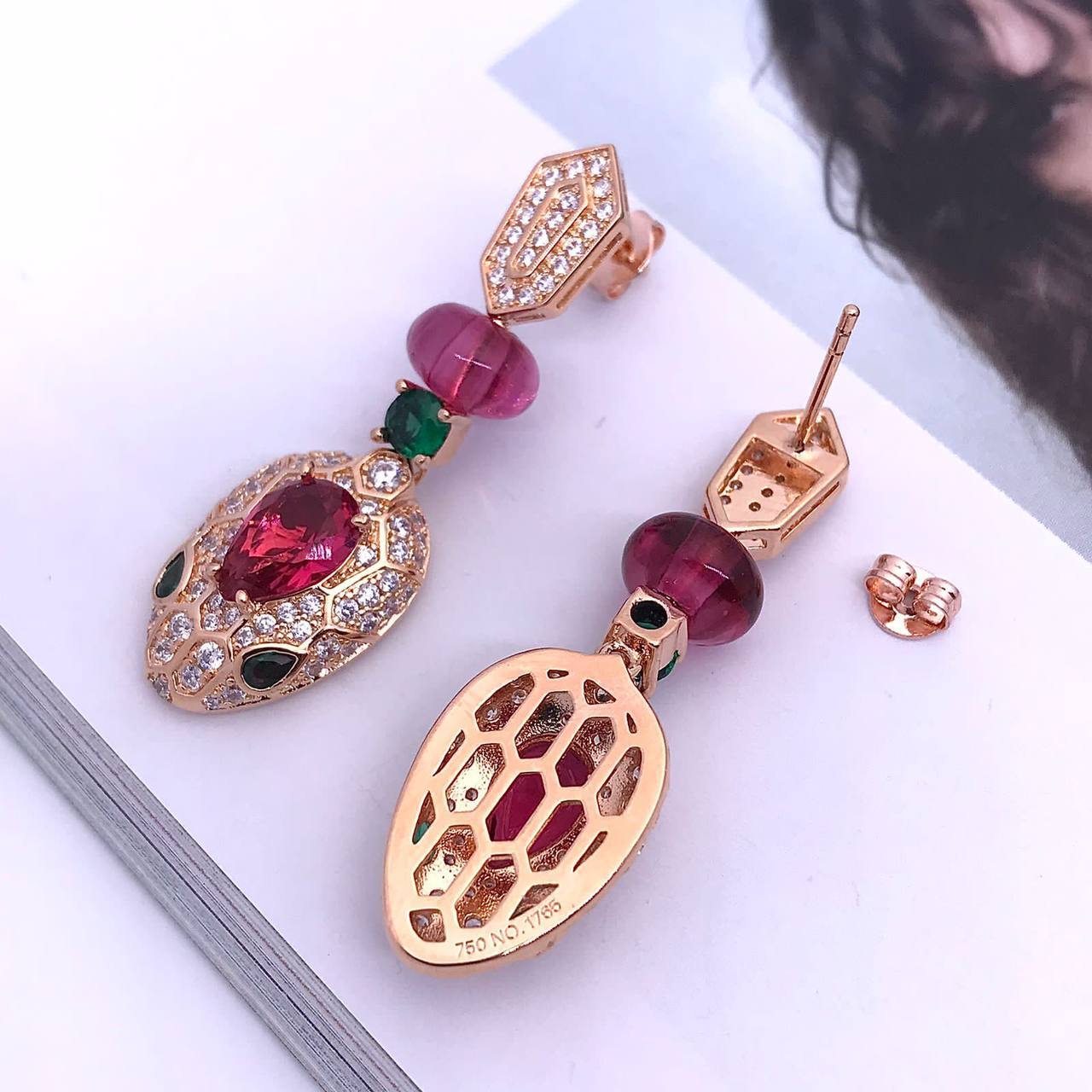 Коллекционные серьги Bvlgari BP-22270 Коллекционные серьги Bvlgari BP-22270