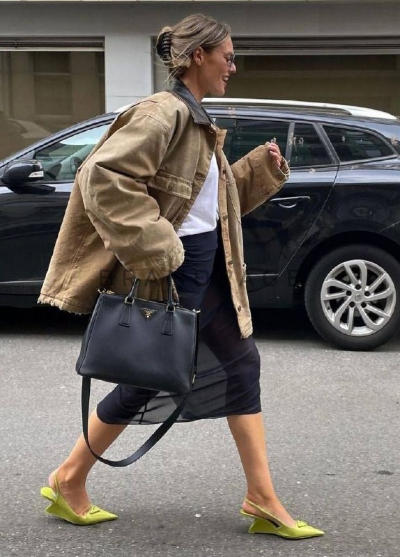 Сумка из кожи Prada Galleria BPLUX12360 Сумка из кожи Prada Galleria BPLUX12360