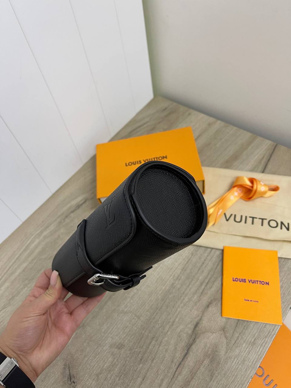 Футляр премиальный для 3-х часов Louis Vuitton BP-25421 Футляр премиальный для 3-х часов Louis Vuitton BP-25421