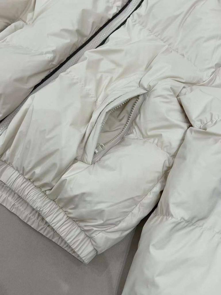 Элитный пуховик BC BP-39769 Элитный пуховик BC BP-39769