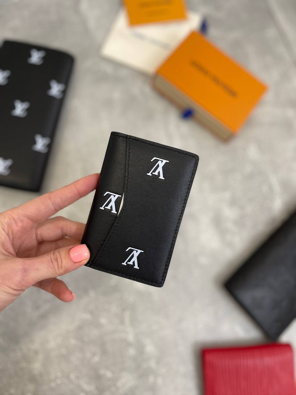 Визитница премиум Louis Vuitton BP-48386 Визитница премиум Louis Vuitton BP-48386