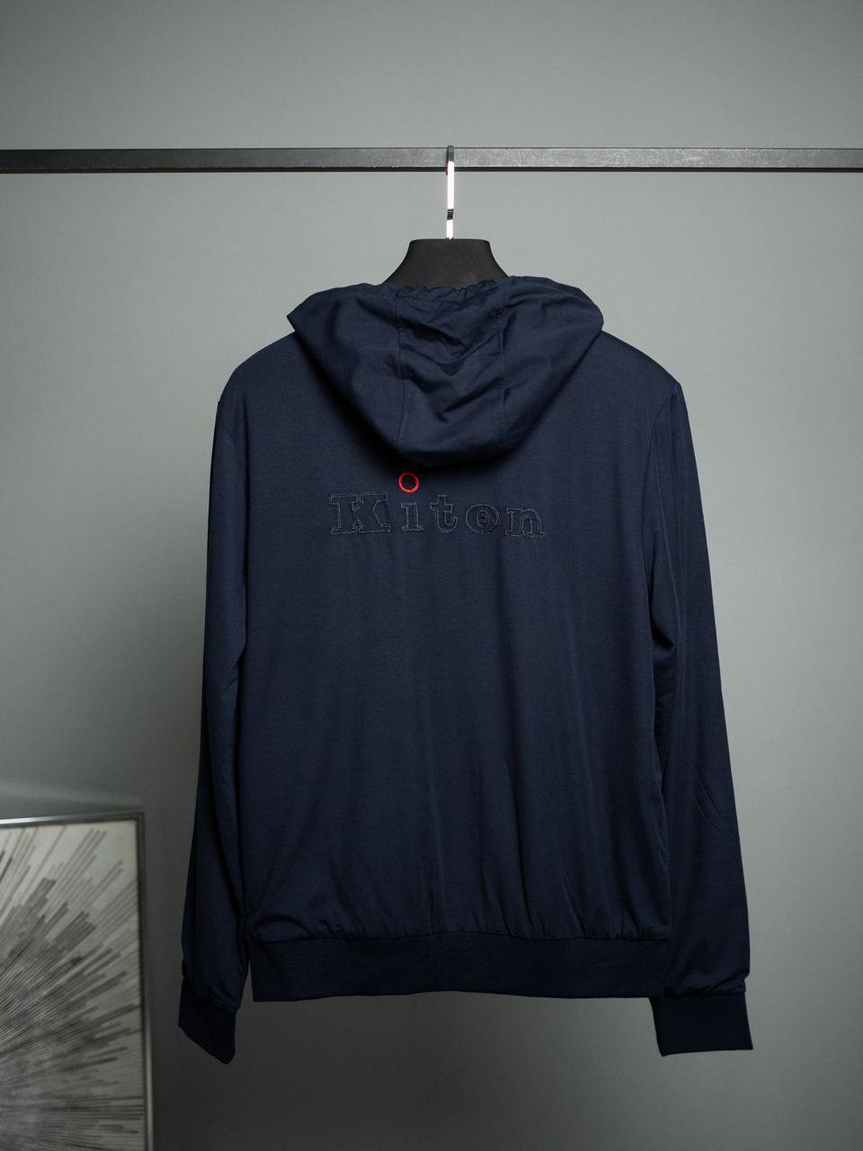 Комплект спортивный стильный Kiton BP-49375 Комплект спортивный стильный Kiton BP-49375