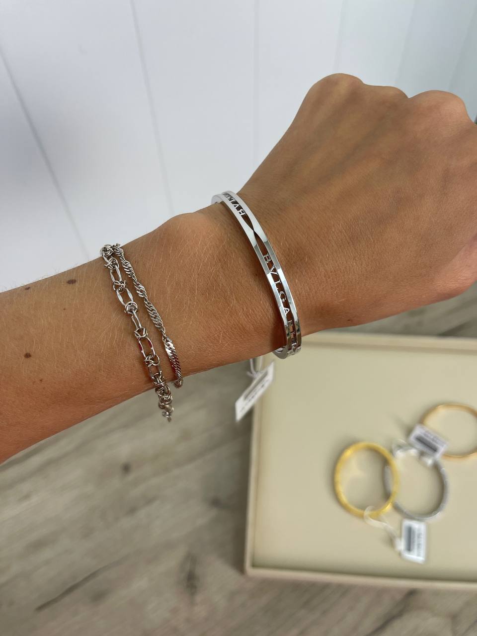 Трендовый браслет Bvlgari BP-18218 Трендовый браслет Bvlgari BP-18218