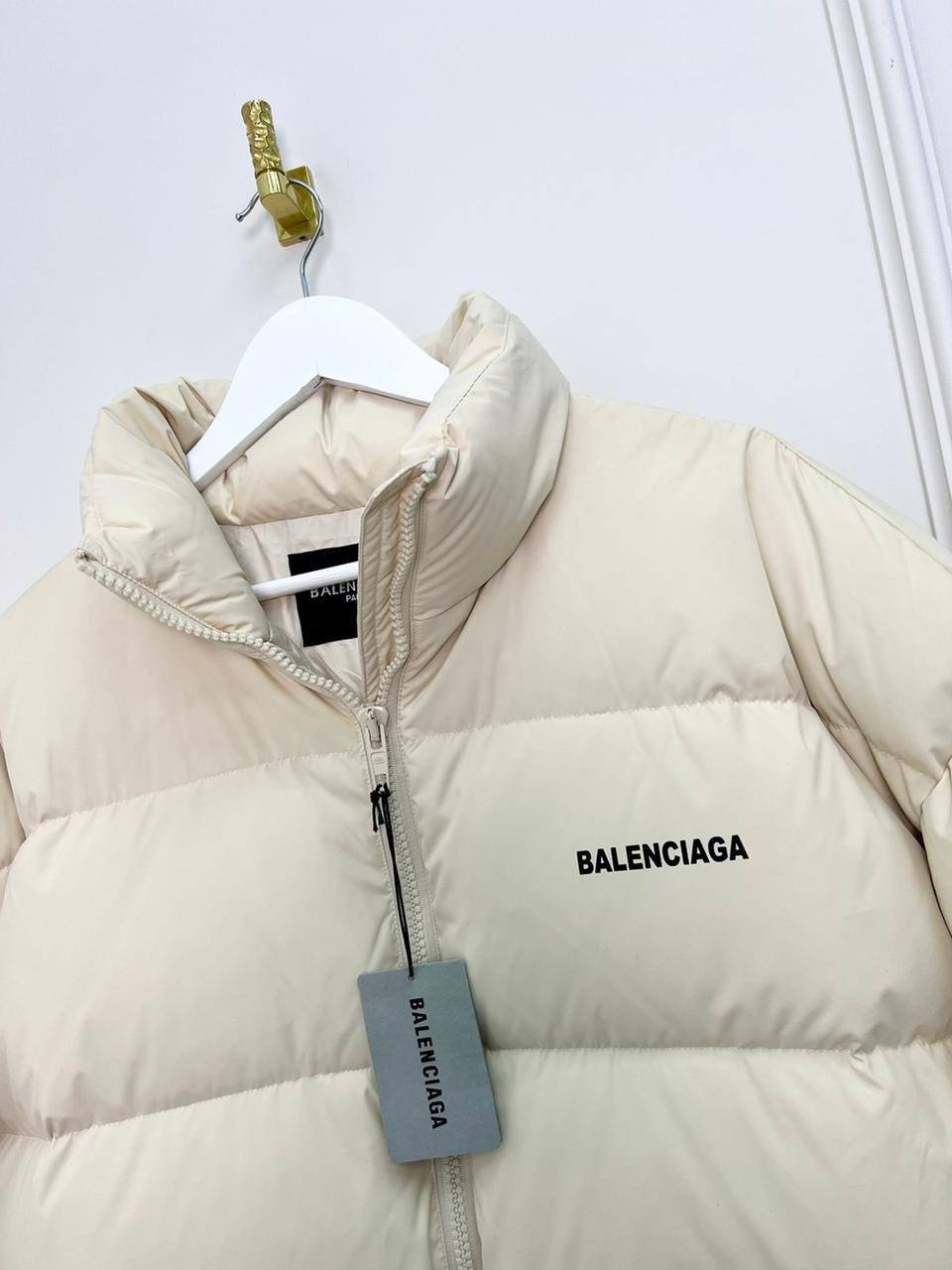 Пуховик Balenciaga BP-20620 элитный Пуховик Balenciaga BP-20620 элитный