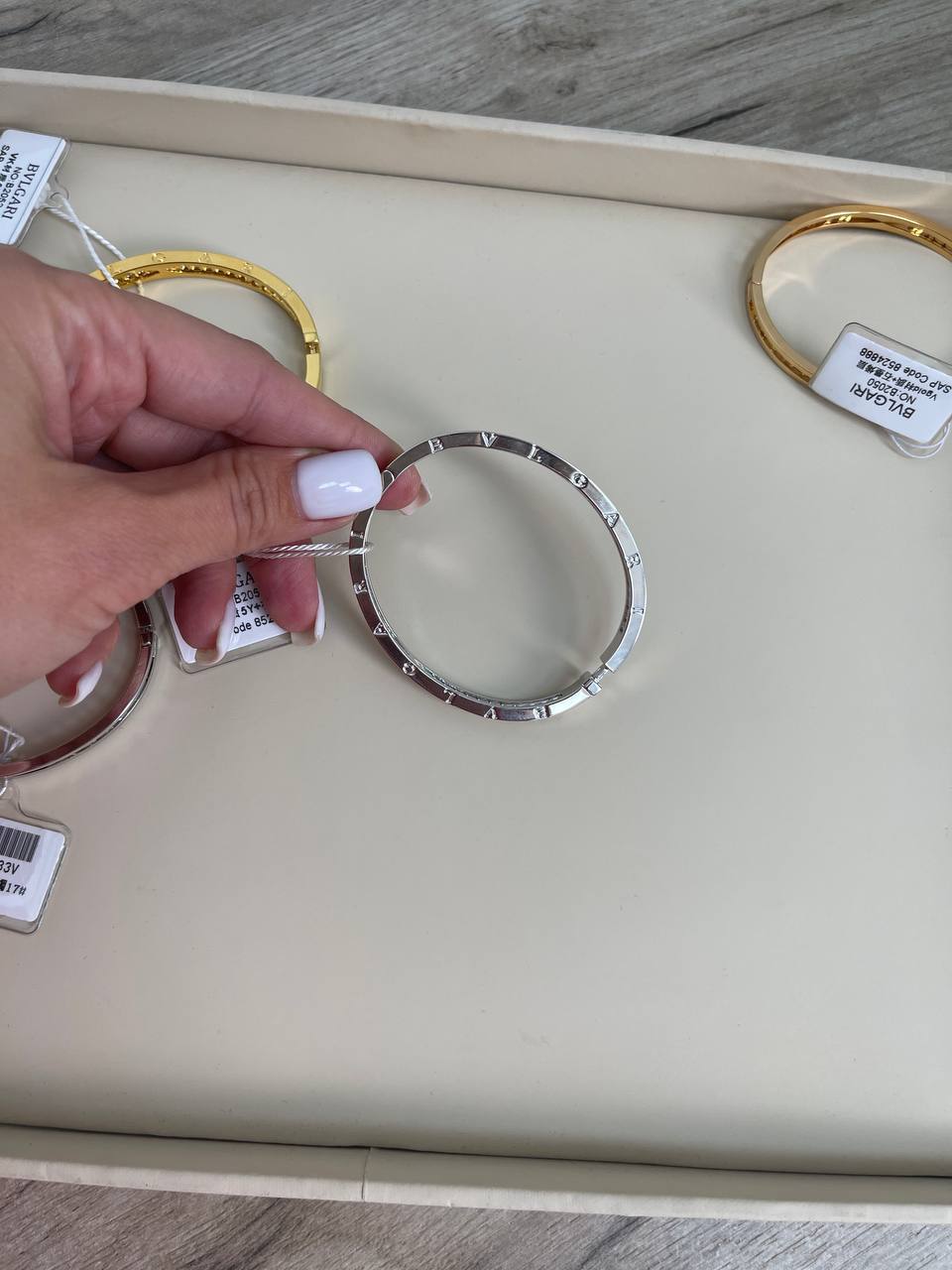 Трендовый браслет Bvlgari BP-18218 Трендовый браслет Bvlgari BP-18218