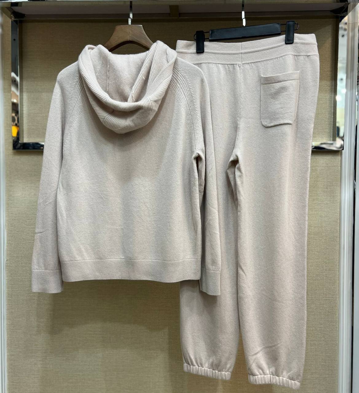 Женский костюм Loro Piana BP-19844 премиум Женский костюм Loro Piana BP-19844 премиум