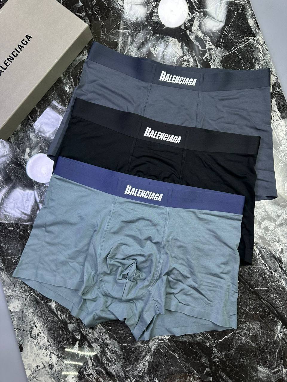 Набор из трех боксеров Balenciaga BP-40870 Набор из трех боксеров Balenciaga BP-40870