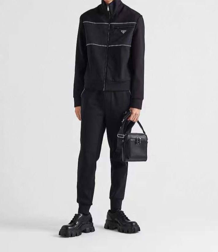 Спортивный костюм Prada BP-40879 Спортивный костюм Prada BP-40879