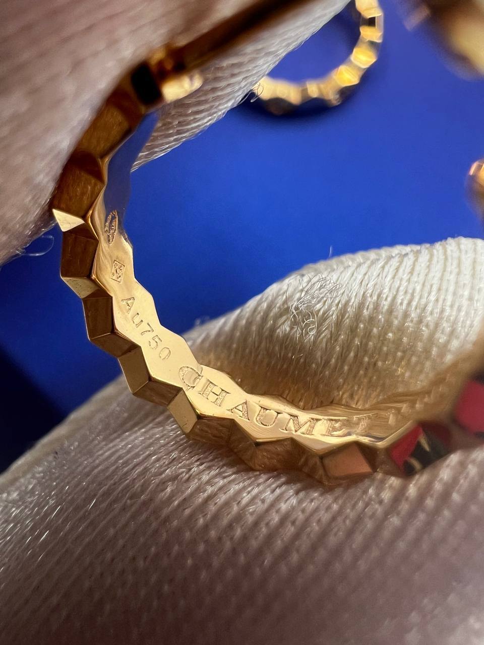 Элитные серьги Chaumet BP-48134 Элитные серьги Chaumet BP-48134