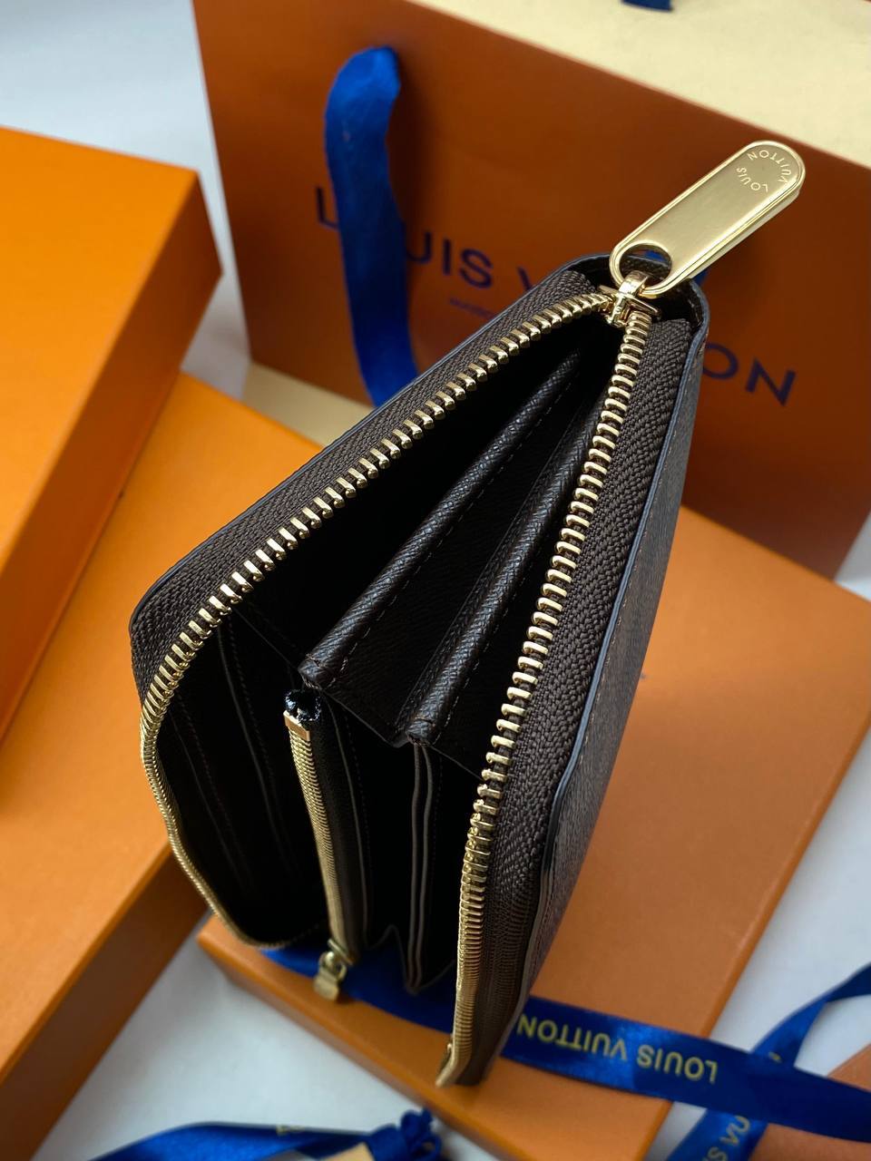 Портмоне стильное Louis Vuitton BP-43535 Портмоне стильное Louis Vuitton BP-43535