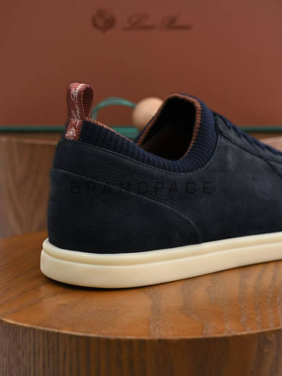 Кроссовки из телячьей кожи Loro Piana BPLUX12217 Кроссовки из телячьей кожи Loro Piana BPLUX12217