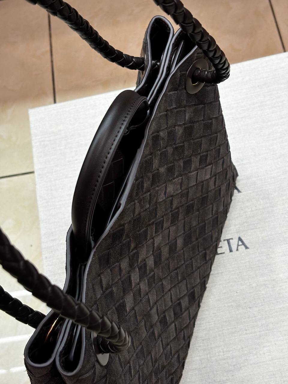 Сумка черная плетенная Bottega Veneta BP-322749 Сумка черная плетенная Bottega Veneta BP-322749