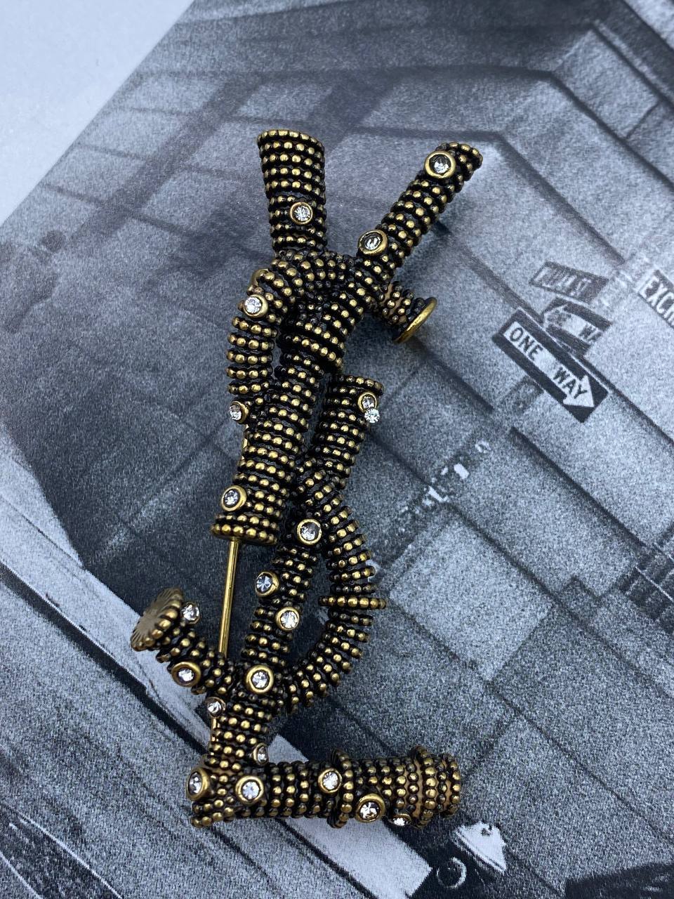 Премиум брошь Yves Saint Laurent BP-31826 Премиум брошь Yves Saint Laurent BP-31826