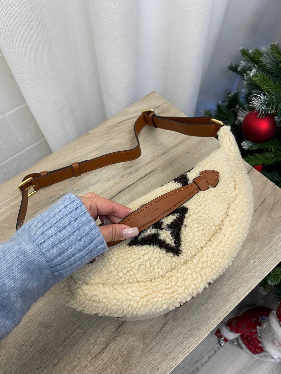 Поясная коллекционная сумка Bumbag Louis Vuitton BP-43859 Поясная коллекционная сумка Bumbag Louis Vuitton BP-43859