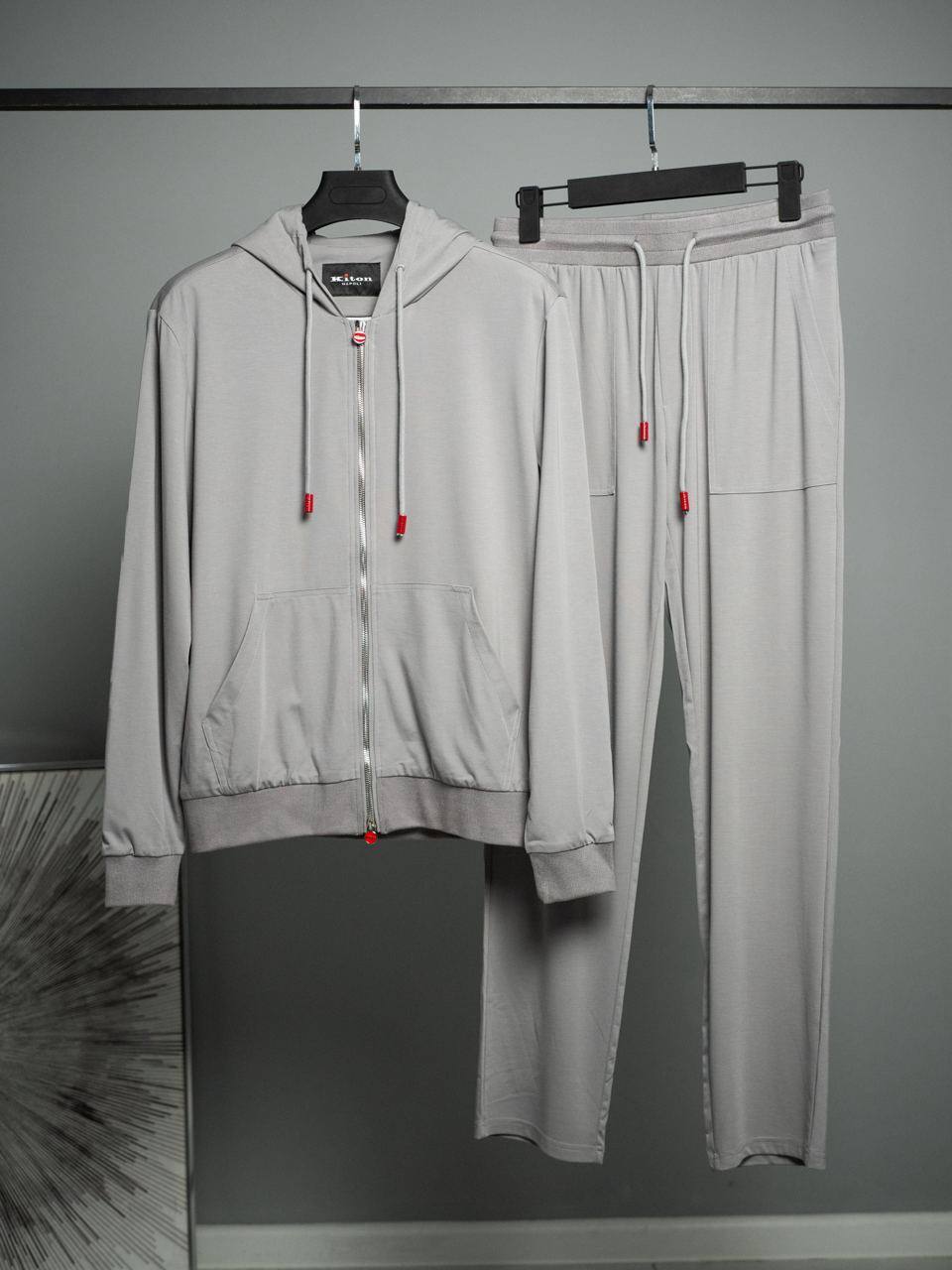 Спортивный комплект Kiton BP-49373 Спортивный комплект Kiton BP-49373