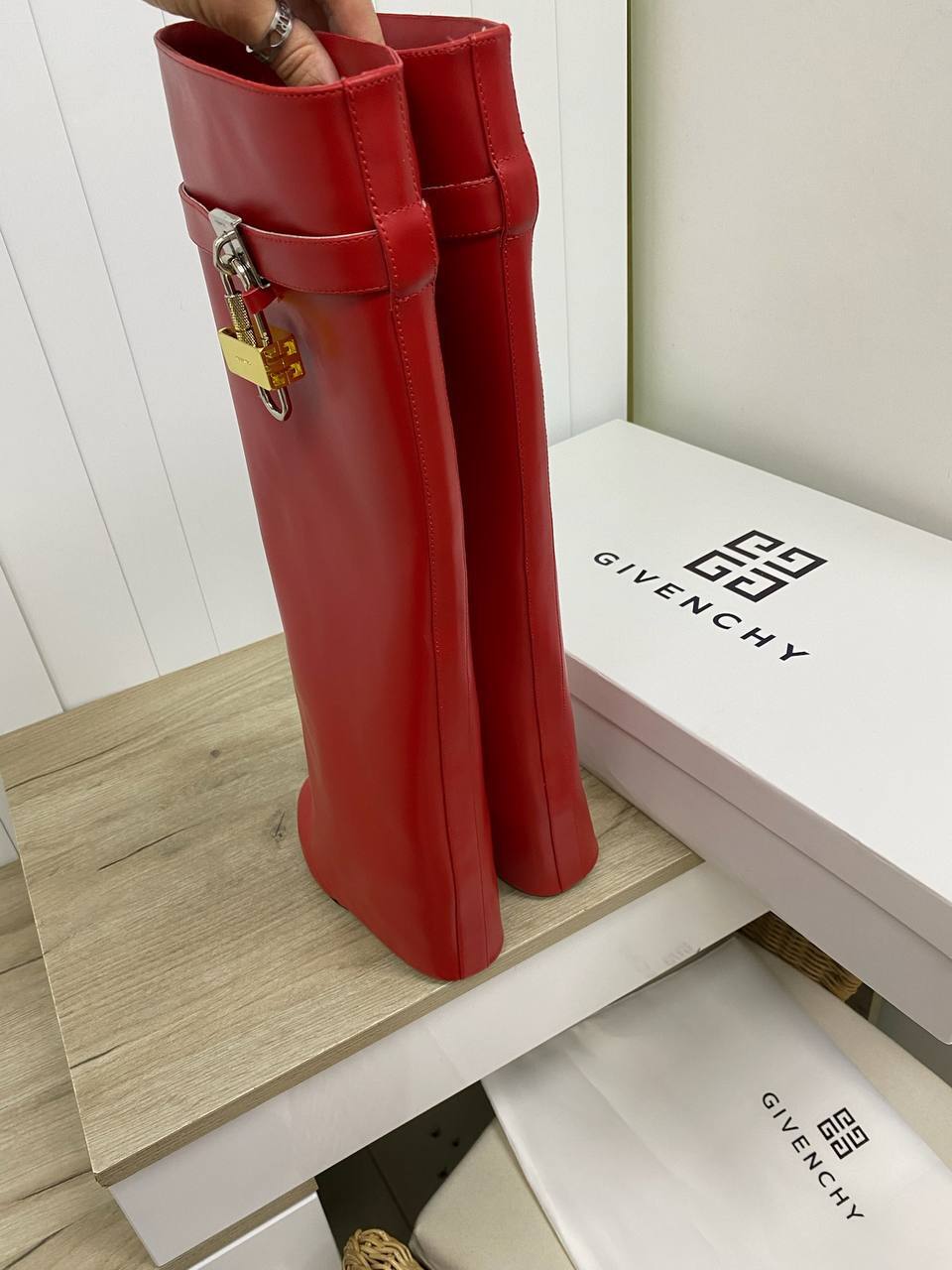 Премиум сапоги Givenchy BP-25404 Премиум сапоги Givenchy BP-25404