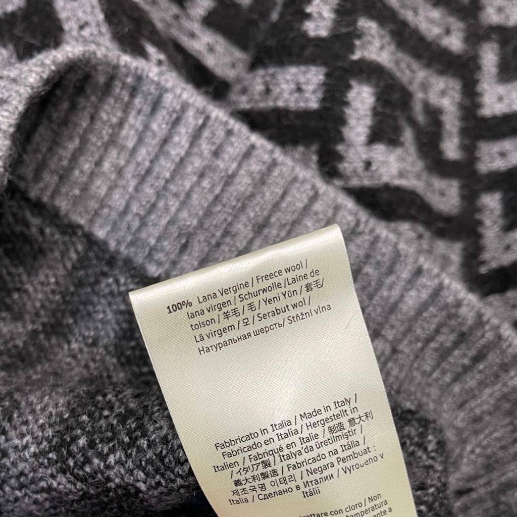 Женский костюм с узором FF кроше Fendi BP-23117 Женский костюм с узором FF кроше Fendi BP-23117