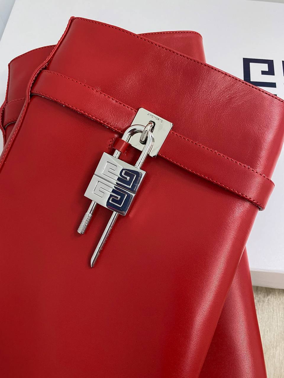 Премиум сапоги Givenchy BP-25404 Премиум сапоги Givenchy BP-25404