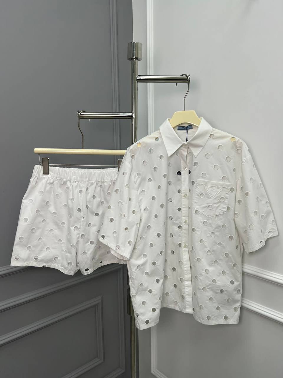 Женский костюм Prada эксклюзивный BP-31898 Женский костюм Prada эксклюзивный BP-31898