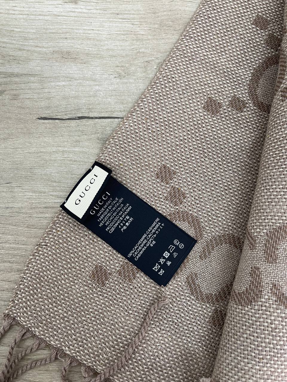 Коллекционный палантин Gucci BP-25535 Коллекционный палантин Gucci BP-25535