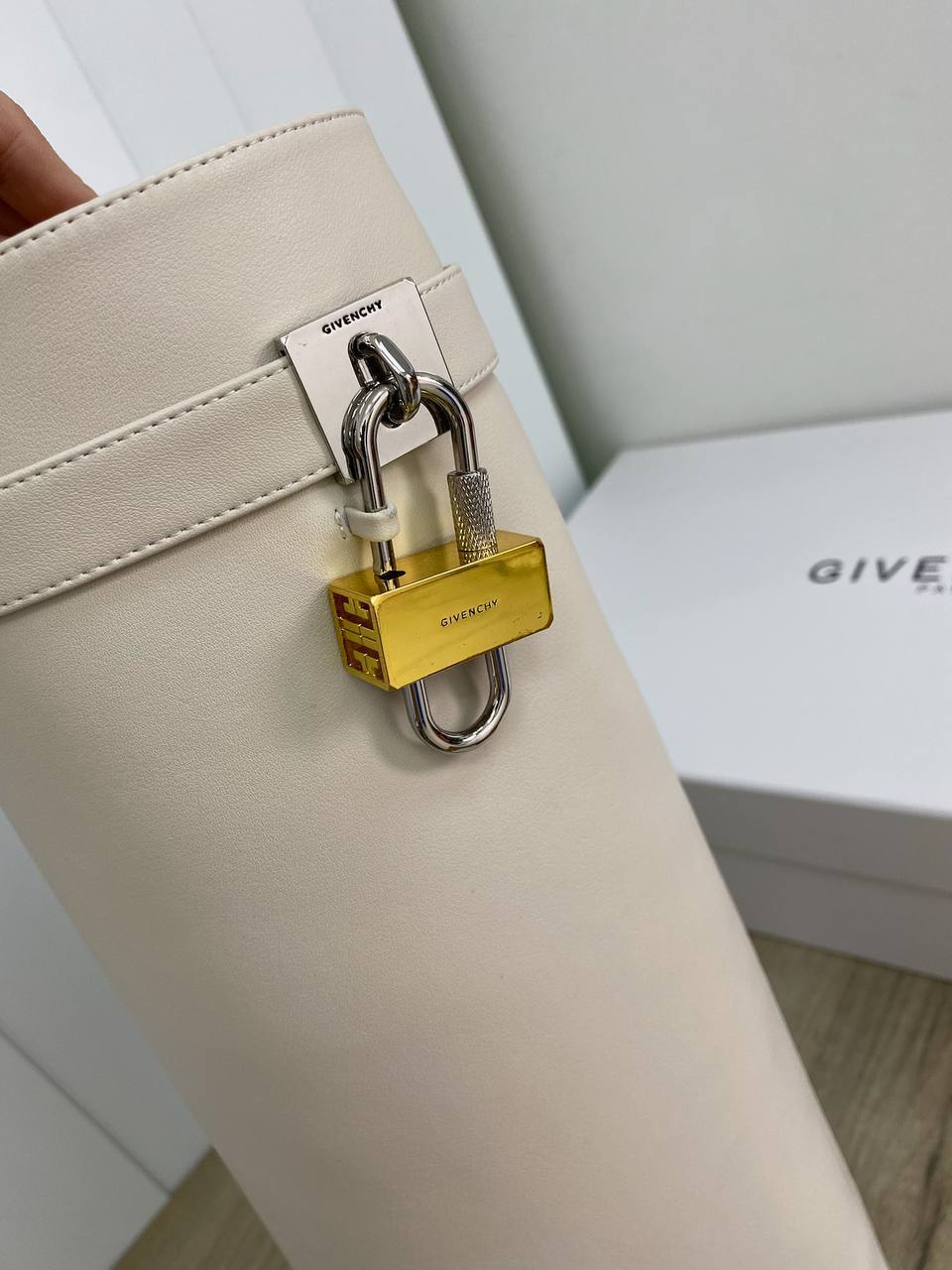 Коллекционные сапоги Givenchy BP-42261 Коллекционные сапоги Givenchy BP-42261