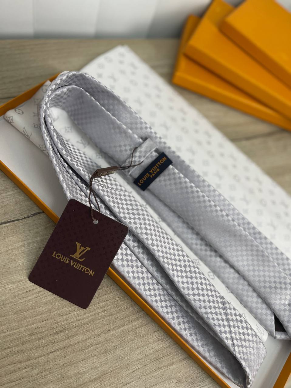 Louis Vuitton BP-28114 дизайнерский галстук Louis Vuitton BP-28114 дизайнерский галстук