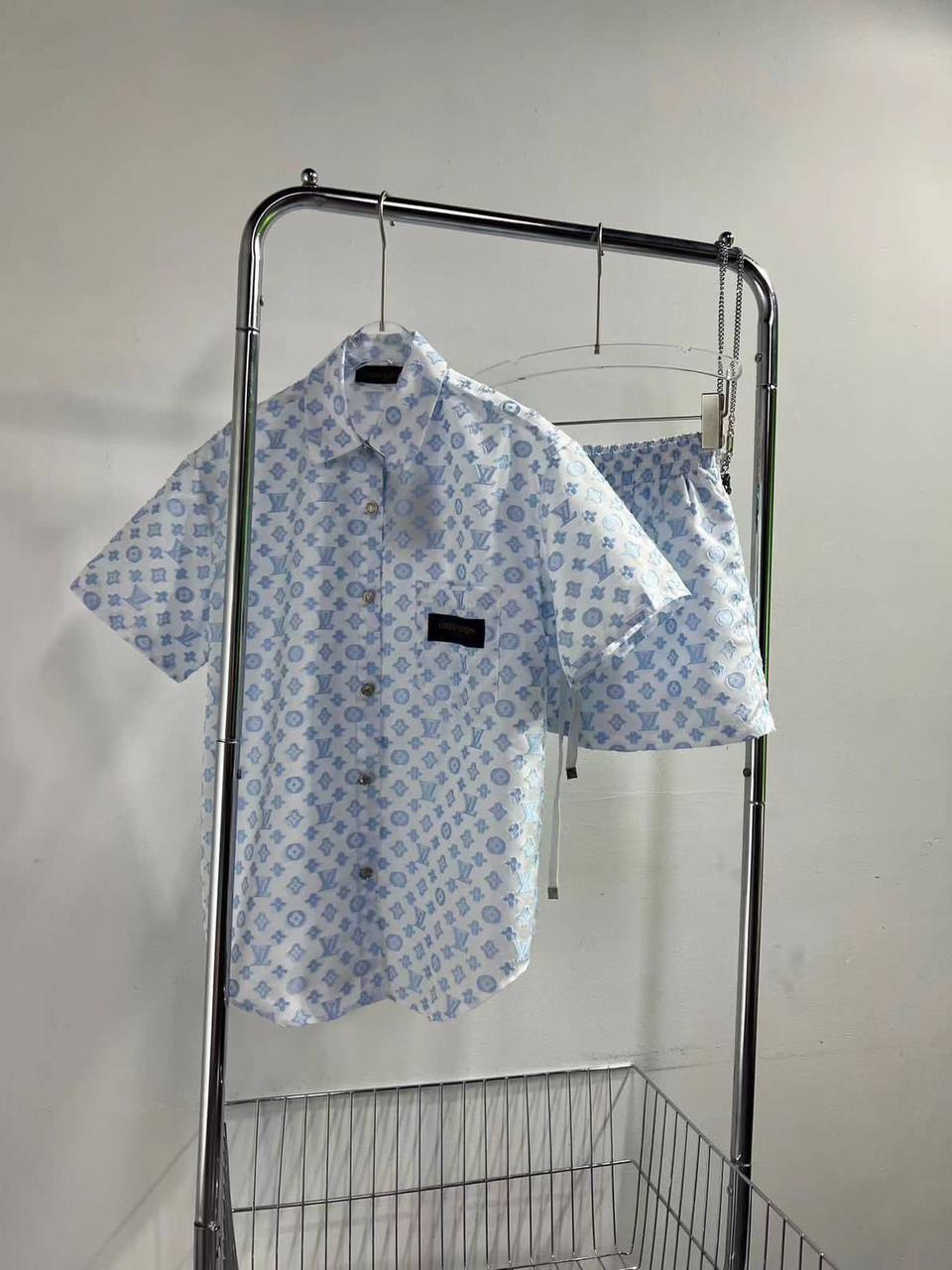 Костюм женский Louis Vuitton дизайнерский BP-34824 Костюм женский Louis Vuitton дизайнерский BP-34824