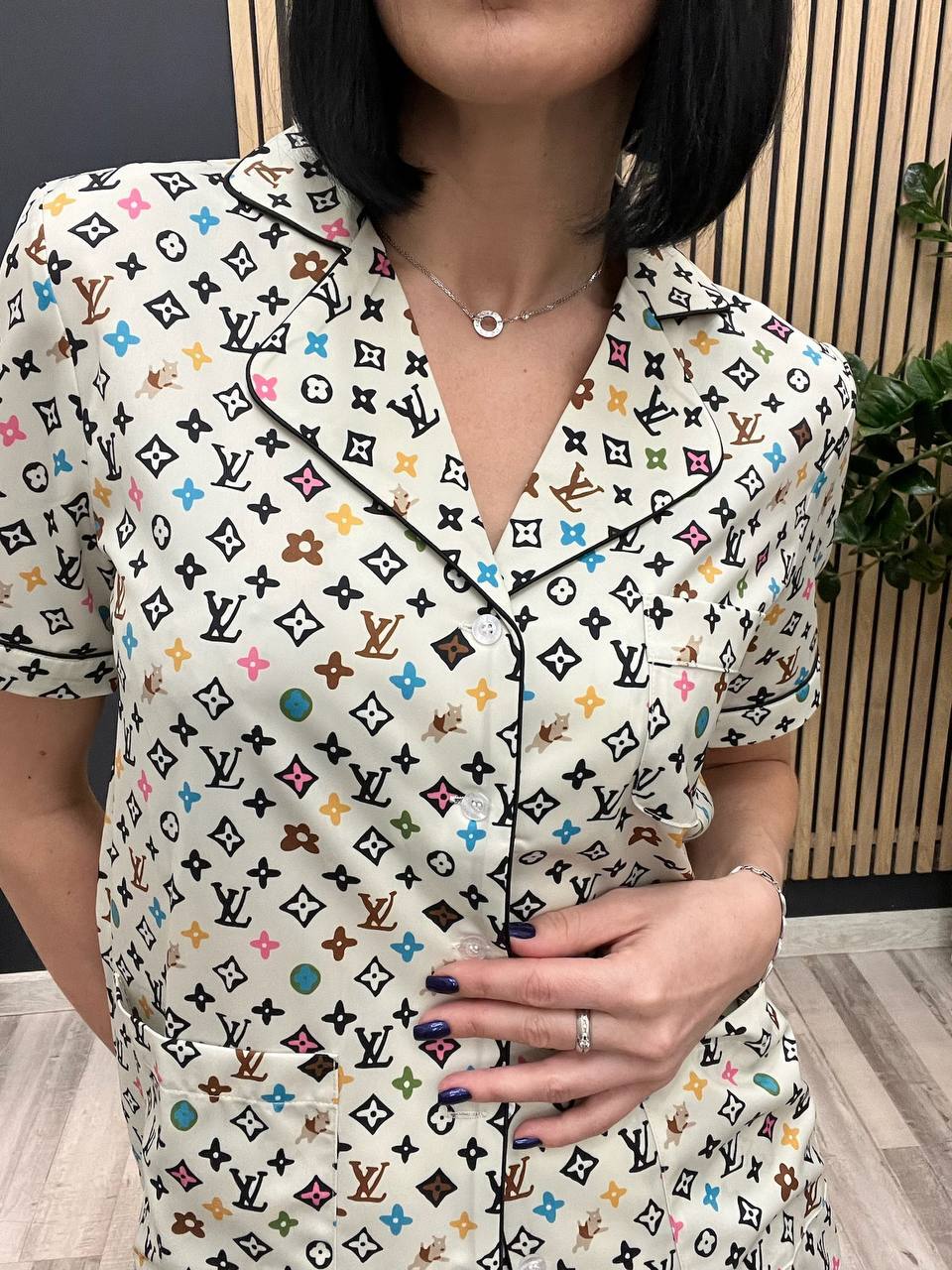 Костюм коллекционный женский Louis Vuitton BP-49230 Костюм коллекционный женский Louis Vuitton BP-49230