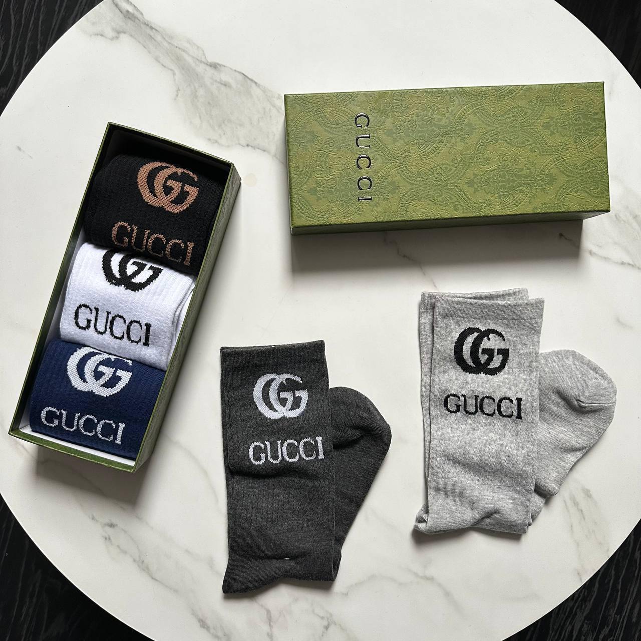 Стильный комплект Gucci BP-42715 Стильный комплект Gucci BP-42715