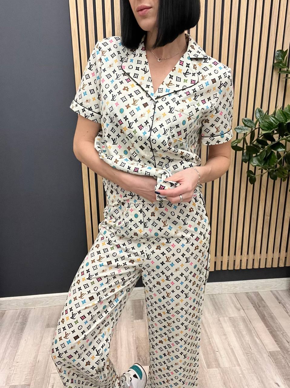 Костюм коллекционный женский Louis Vuitton BP-49230 Костюм коллекционный женский Louis Vuitton BP-49230