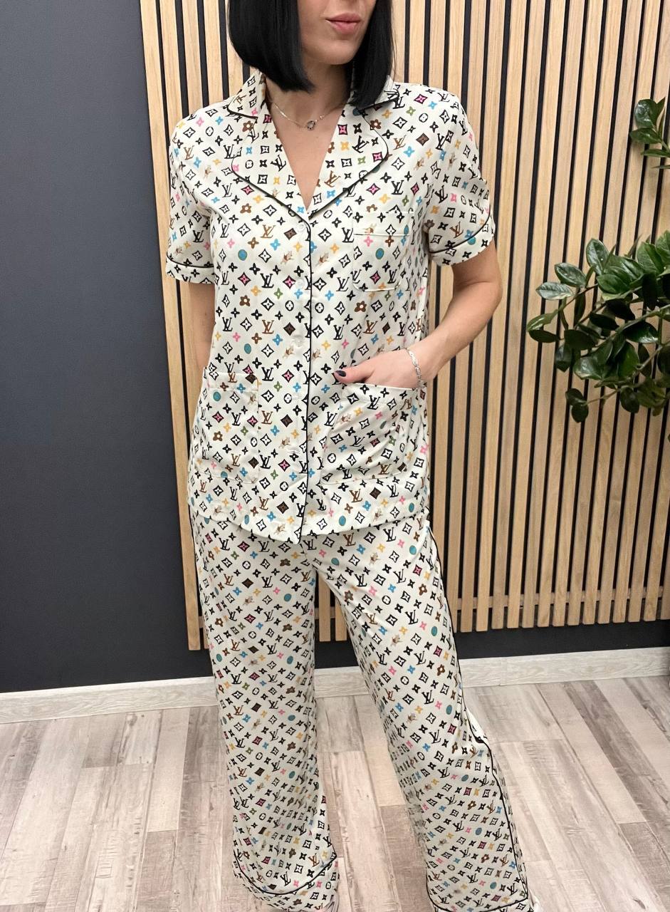 Костюм коллекционный женский Louis Vuitton BP-49230 Костюм коллекционный женский Louis Vuitton BP-49230