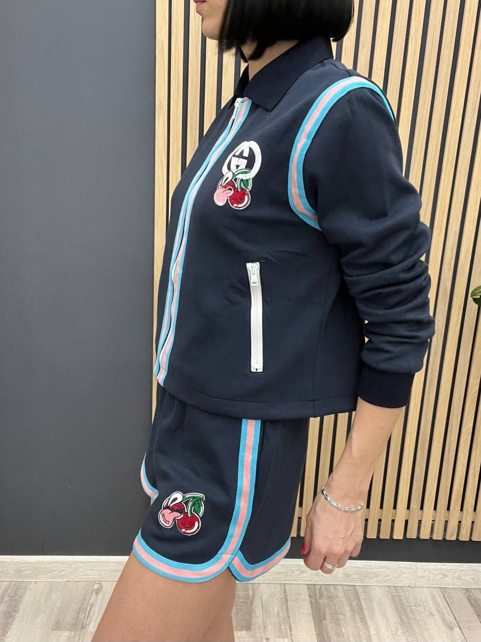 Костюм женский Gucci BP-48845 трендовый Костюм женский Gucci BP-48845 трендовый