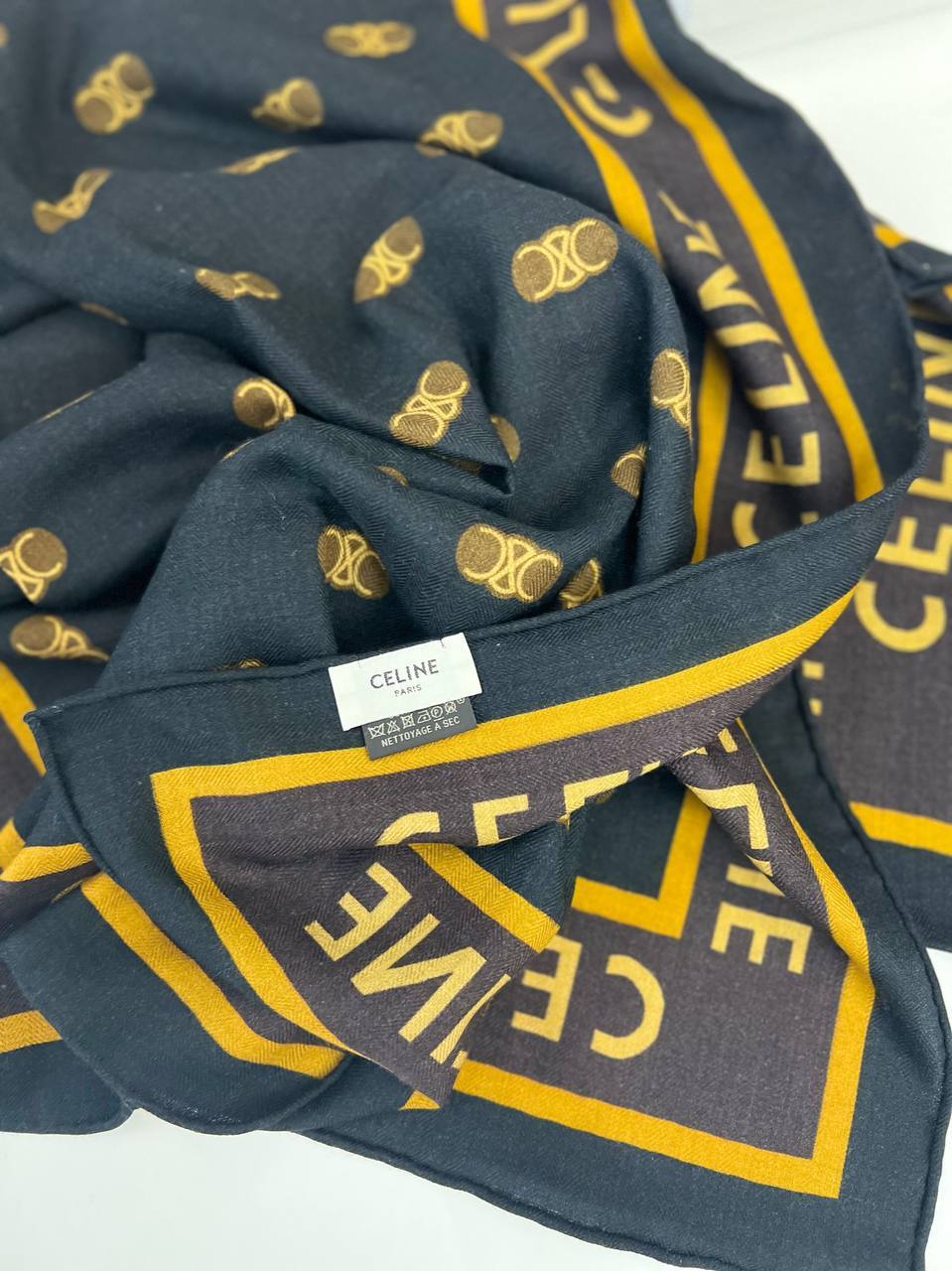 Дизайнерский платок Celine BP-40572 Дизайнерский платок Celine BP-40572