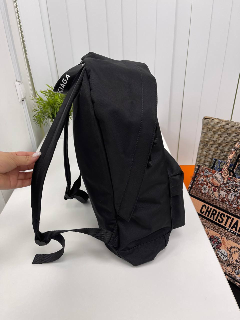 Рюкзак трендовый Balenciaga BP-31475 Рюкзак трендовый Balenciaga BP-31475