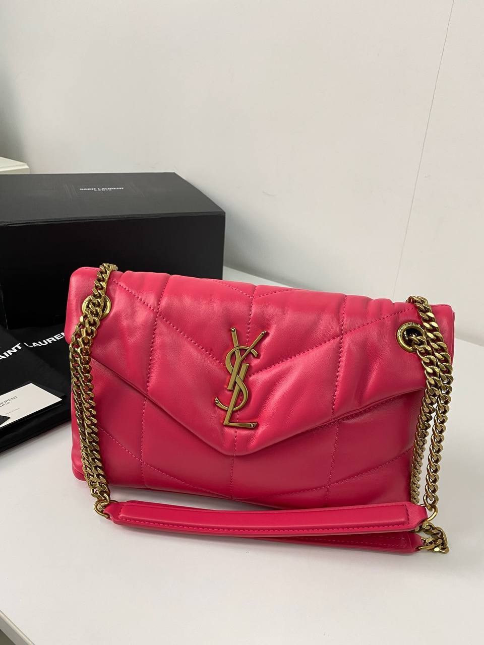 Малиновая коллекционная сумка женская Yves Saint Laurent BP-26387 Малиновая коллекционная сумка женская Yves Saint Laurent BP-26387