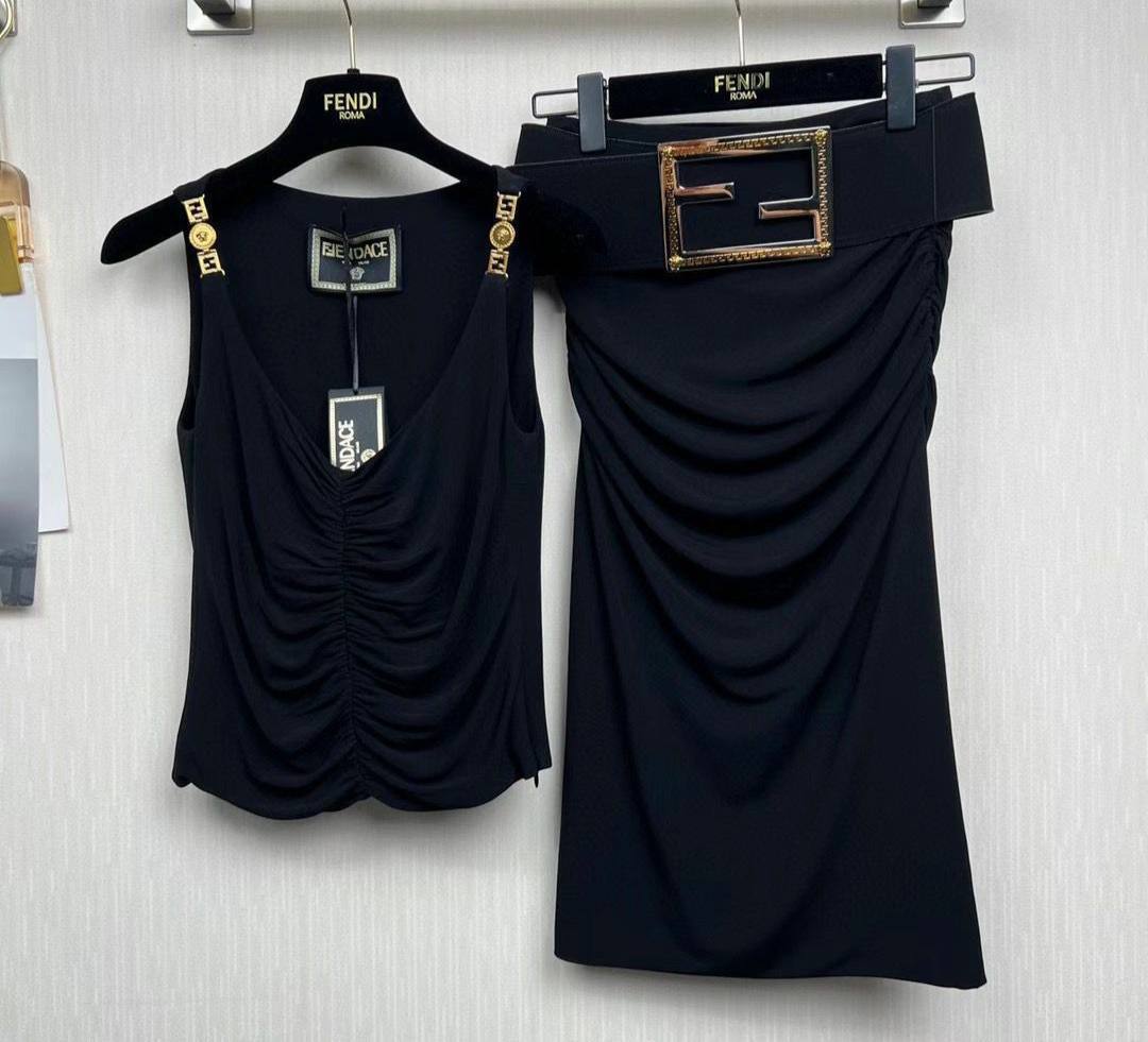 Коллекционный женский костюм Fendi BP-16322 Коллекционный женский костюм Fendi BP-16322