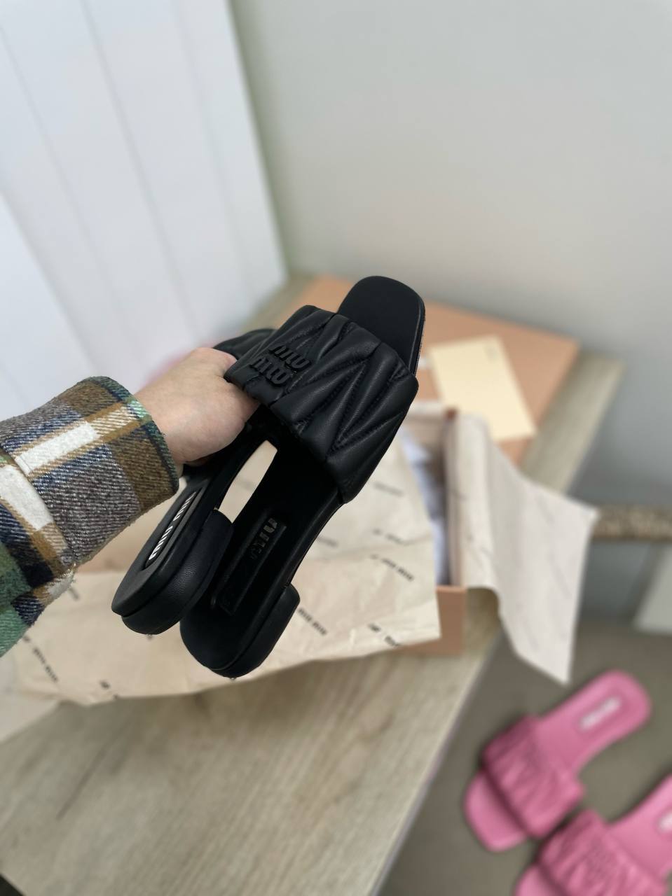 Повседневные шлепанцы Miu Miu BP-30732 Повседневные шлепанцы Miu Miu BP-30732