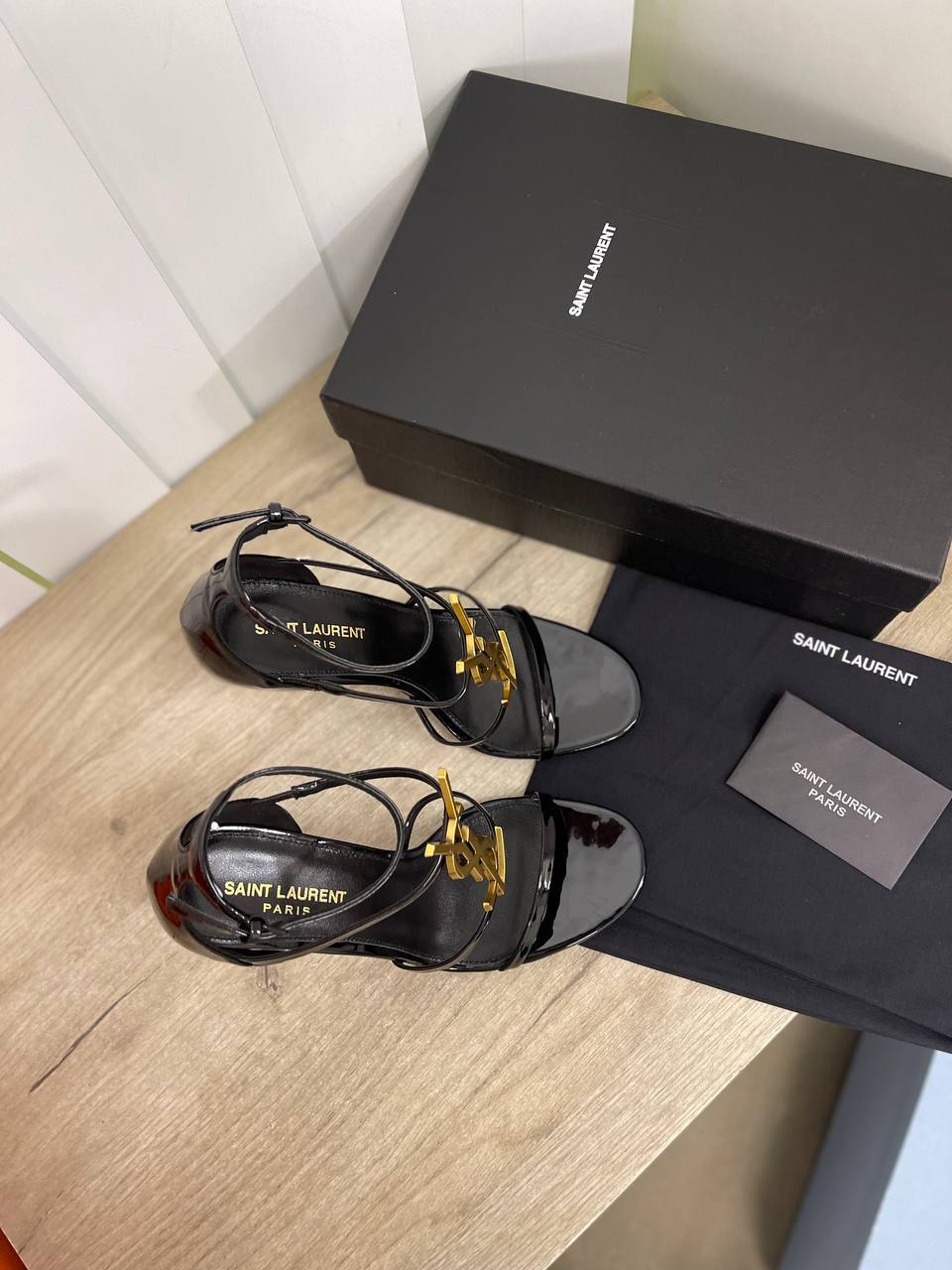 Босоножки люкс Yves Saint Laurent BP-36975 Босоножки люкс Yves Saint Laurent BP-36975