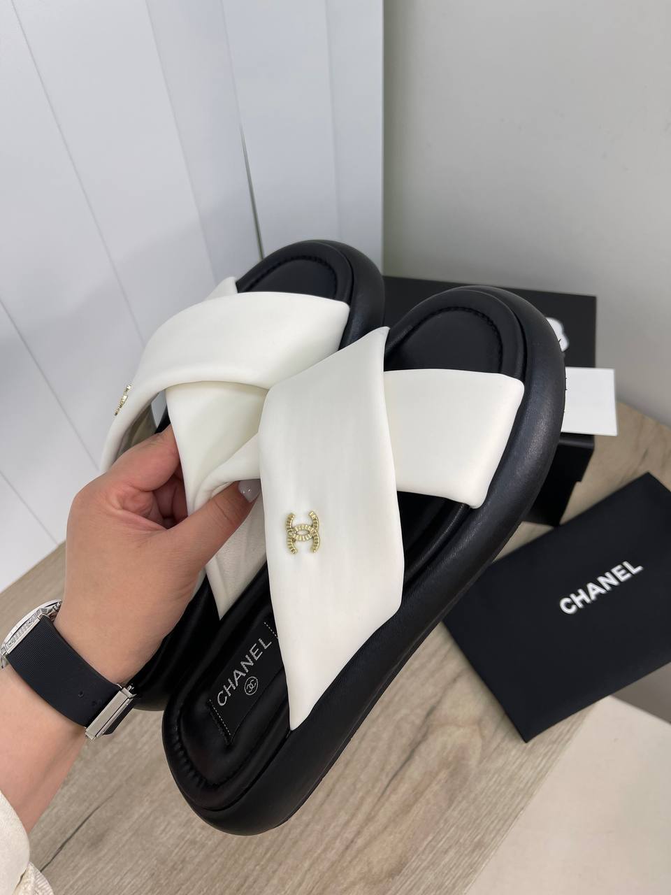 Коллекционные шлёпанцы Chanel BP-13173 Коллекционные шлёпанцы Chanel BP-13173