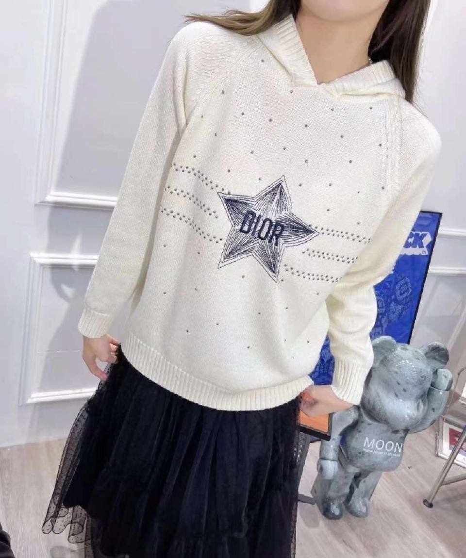 Женский свитер коллекционный Christian Dior BP-24200 Женский свитер коллекционный Christian Dior BP-24200