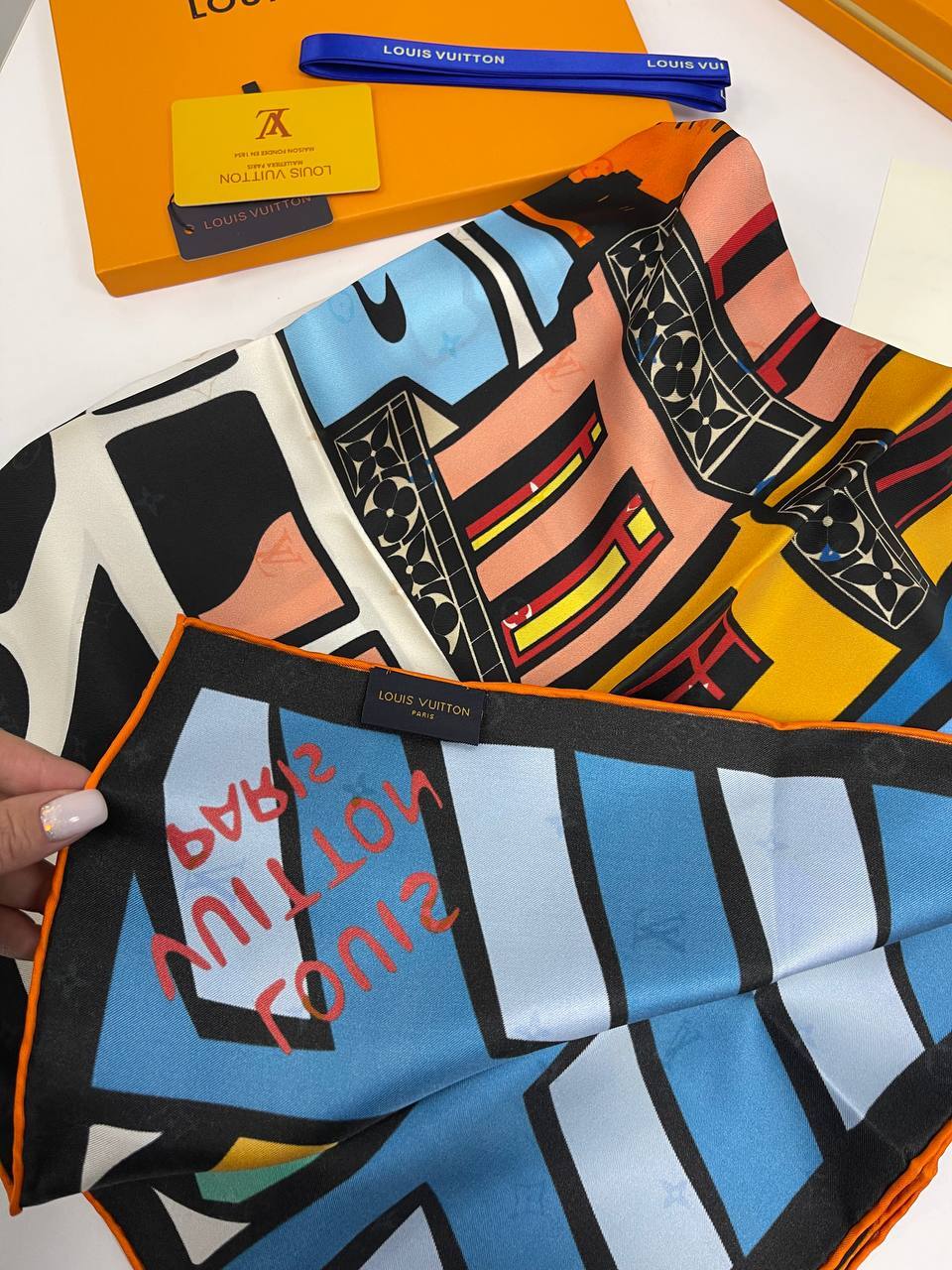 Платок премиум Louis Vuitton BP-30316 Платок премиум Louis Vuitton BP-30316