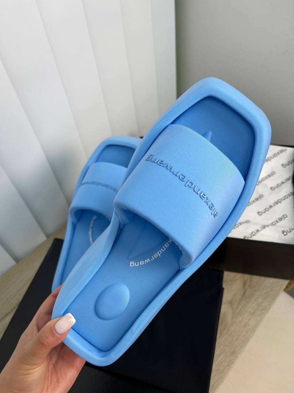 Шлёпанцы коллекционные Alexander Wang BP-13935 Шлёпанцы коллекционные Alexander Wang BP-13935