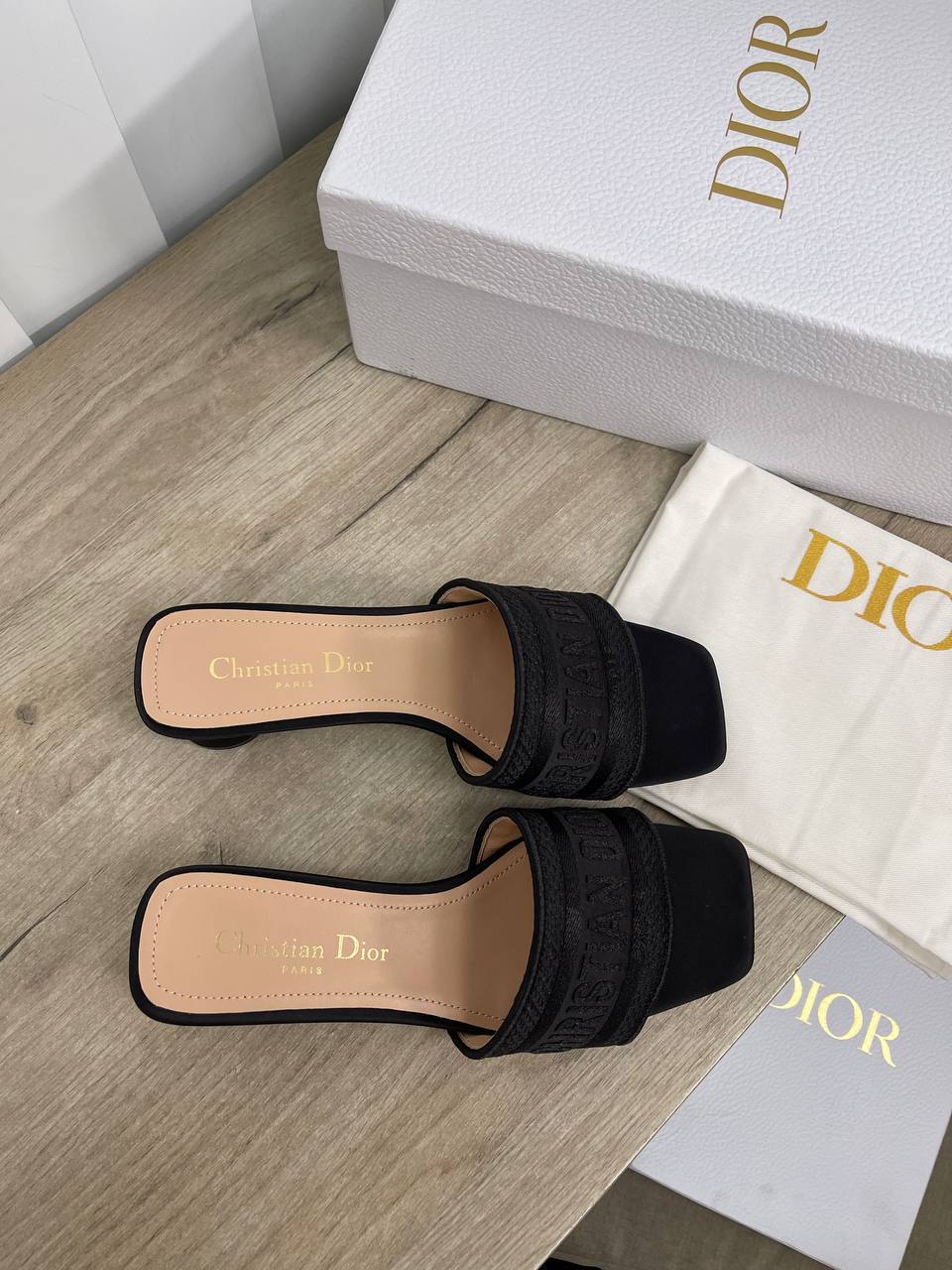 Christian Dior BP-36249 трендовые шлепанцы Christian Dior BP-36249 трендовые шлепанцы