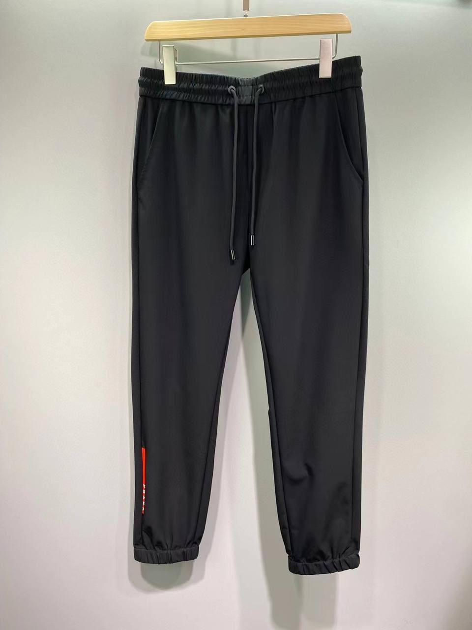 Брендовые брюки Prada BP-52113 Брендовые брюки Prada BP-52113