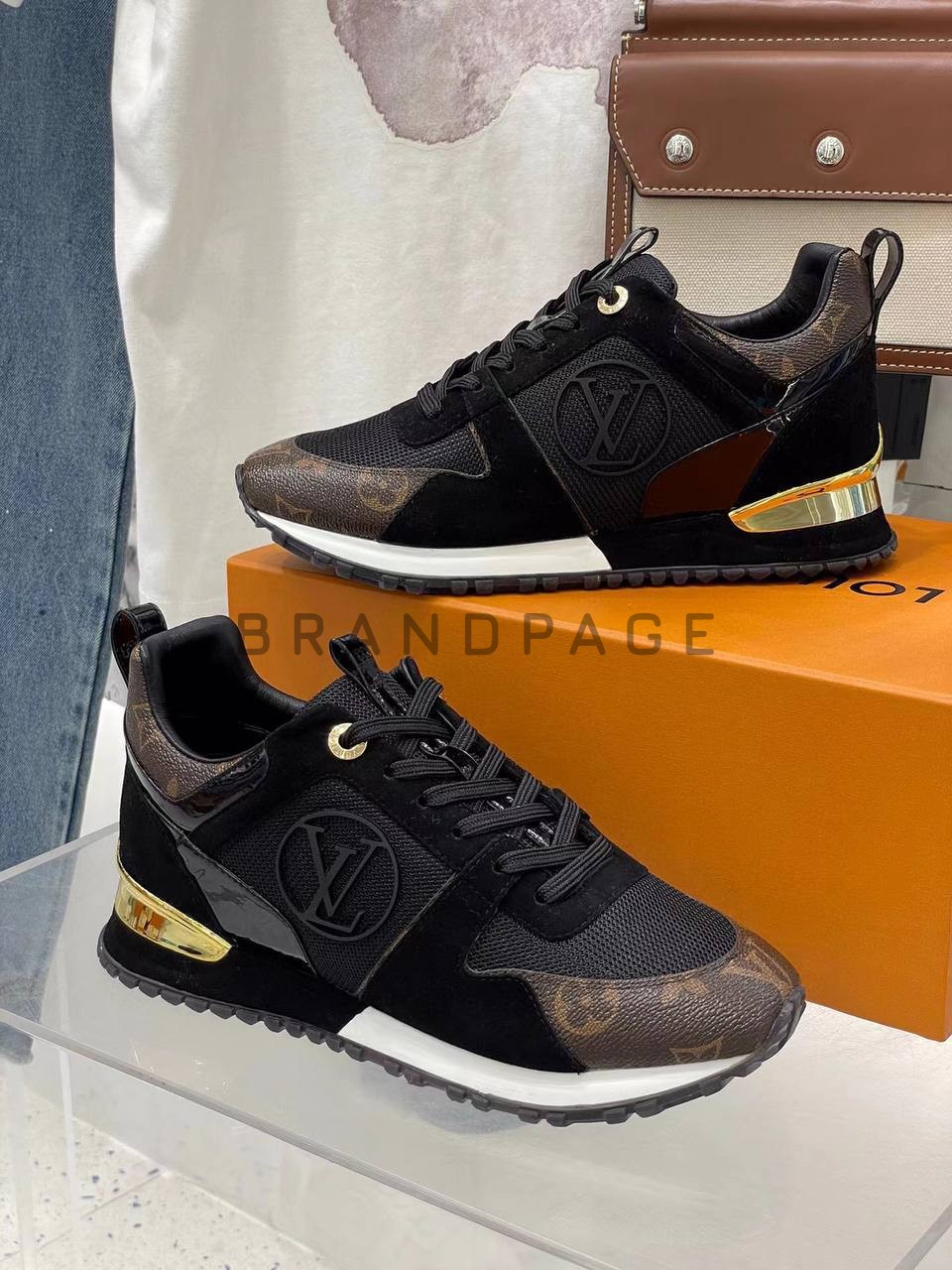 Кожаные кроссовки Louis Vuitton BPLUX12562 Кожаные кроссовки Louis Vuitton BPLUX12562