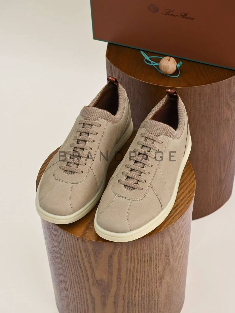 Кеды из телячьей кожи Loro Piana Soho walk sneaker Кеды из телячьей кожи Loro Piana Soho walk sneaker