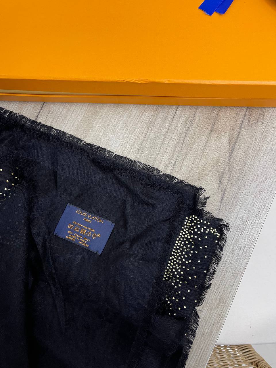 Премиальная шаль Louis Vuitton BP-20760 Премиальная шаль Louis Vuitton BP-20760