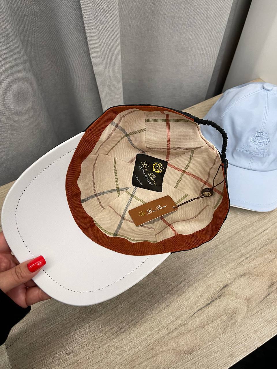 Бейсболка коллекционная Loro Piana BP-46361 Бейсболка коллекционная Loro Piana BP-46361